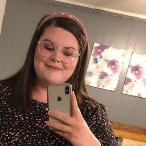 Meet your Posher, Leah